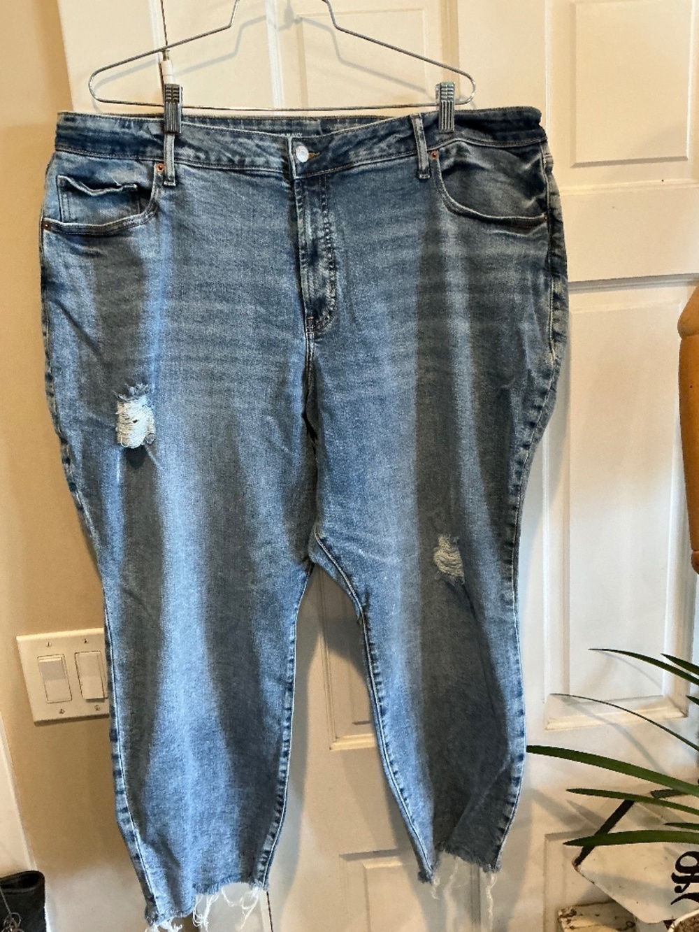 Old Navy lightly distressed jeans in plus size 24w